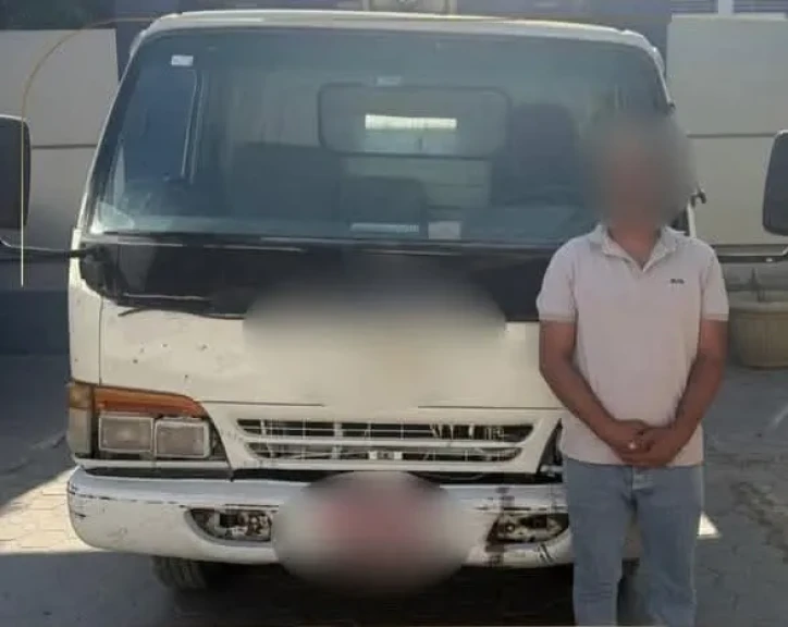 الداخلية : ضبط قائد سيارة لقيامه بالإصطدام بسيدة مما أدى إلى وفاتها متأثرة بإصابتها