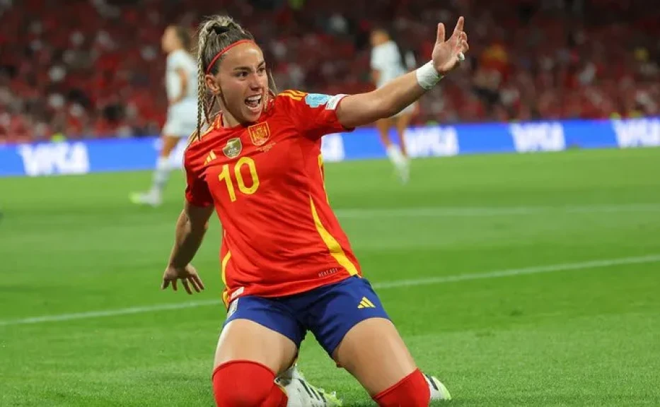 المنتخب الإسباني يحقق فوزاً مستحقاً أمام منتخب سويسرا ويبلغ نصف نهائي  بطولة أوروبا للسيدات