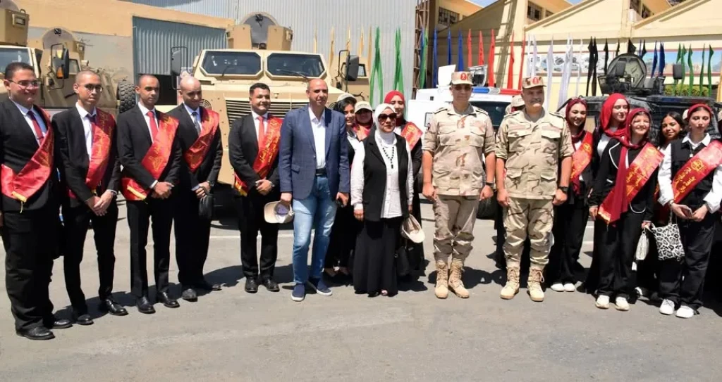 القوات المسلحة تنظم زيارة لوفد من وزارة الشباب وعدد من طلبة الجامعات إلى مجمع الصناعات الهندسية لإدارة المركبات