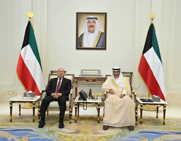 ولي عهد الكويت يستقبل وزير الصناعة والنقل لتدعيم التعاون المشترك بين البلدين الشقيقين