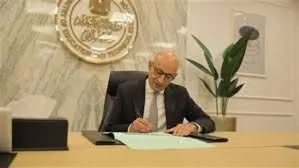 عاجل.. وزير التعليم يهنئ أوائل الثانوية العامة تليفونيًا بعد قليل