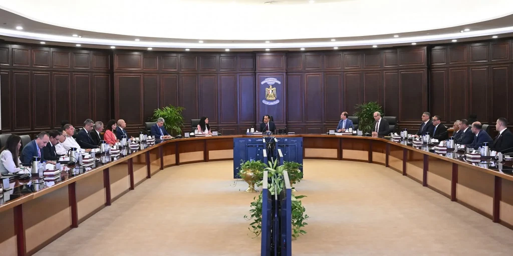رئيس الوزراء يترأس اجتماع اللجنة العليا لتنظيم فعاليات احتفالية افتتاح المتحف المصري الكبير