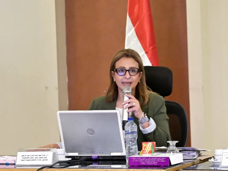 جامعة القاهرة: مجلس شئون خدمة المجتمع يعقد اجتماعه الشهري