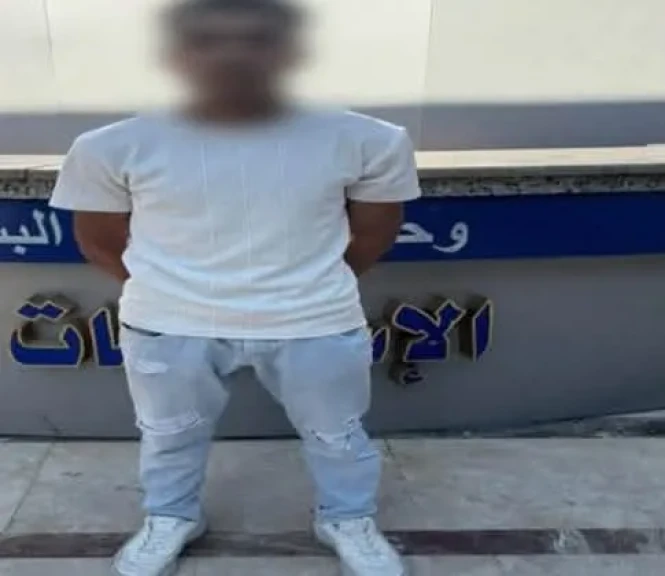 الداخلية : ضبط أحد الأشخاص لقيامه بالتحرش بسيدة حال إستقلالهما سيارة أجرة بالقاهرة