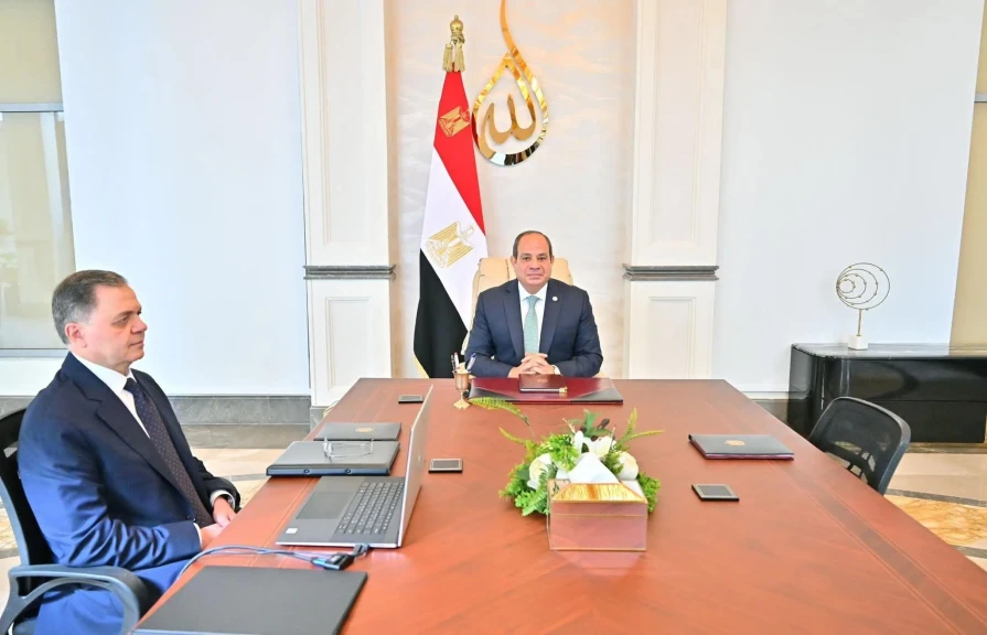 الرئيس السيسى يجتمع باللواء محمود توفيق وزير الداخلية