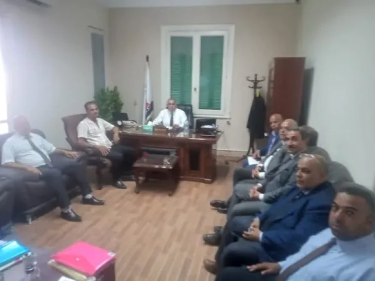 نقيب المحامين من الإسكندرية يتابع التحقيقات بشأن واقعة نادي جليم.. ويصدر قرارات حاسمة