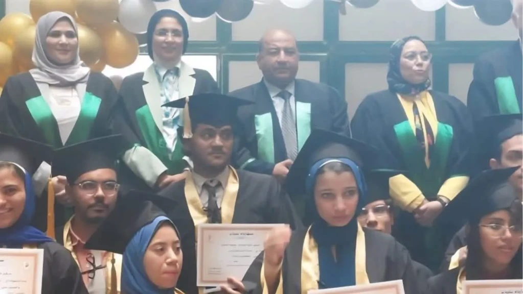 جامعة القاهرة تنظم أول حفل تخرج من نوعه لخريجي برامج الدمج وذوي الهمم