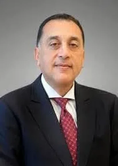 رئيس الوزراء يتابع الإجراءات المتخذة لمجابهة حوادث الطريق الدائرى الإقليمى