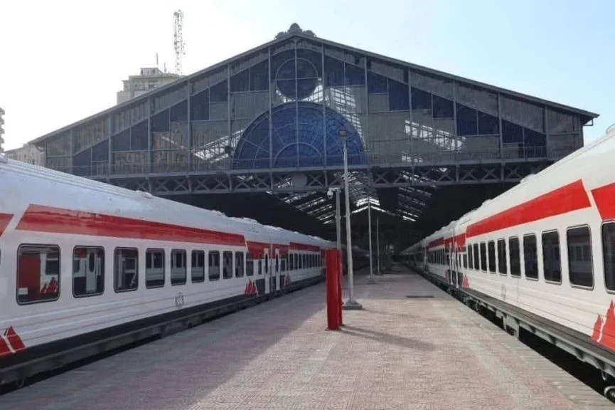 السكة الحديد: تشغيل خدمة جديدة بعربات ثانية فاخرة على خط القاهرة / الإسكندرية اعتباراً من 12 / 8 / 2025