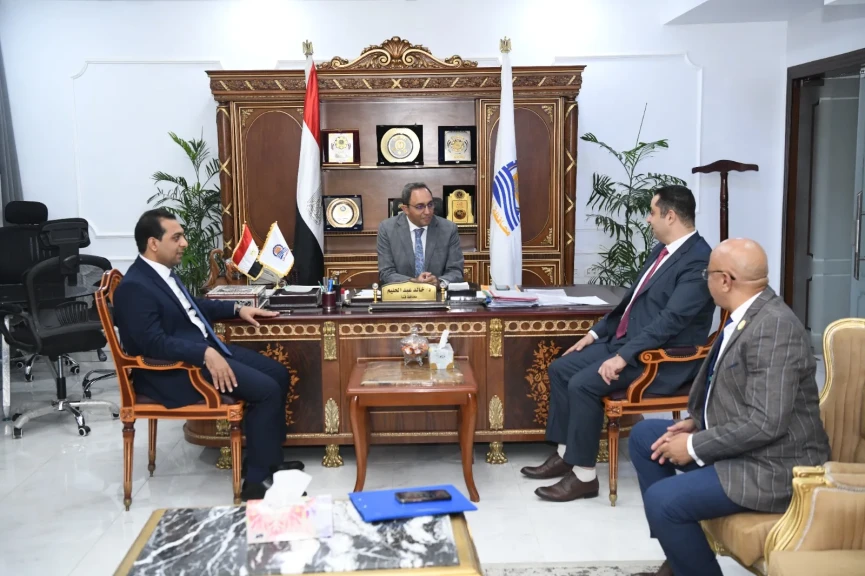 محافظ قنا يستقبل وكيل وزارة الصحة الجديد ويؤكد دعم المنظومة الطبية وتكثيف المتابعة الميدانية