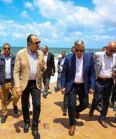 وزير قطاع الأعمال العام ومحافظ الإسكندرية في جولة ميدانية موسعة بمنطقة المعمورة