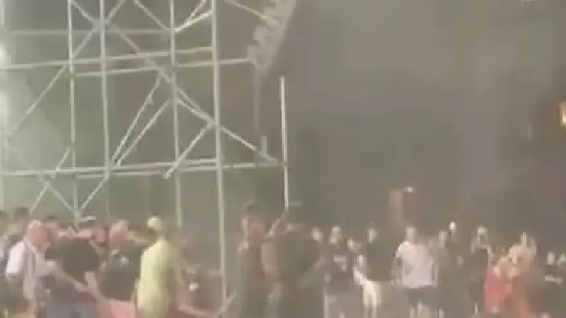 إلغاء حفل محمد رمضان بالساحل الشمالي بعد وقوع إصابات بين الجمهور |صور