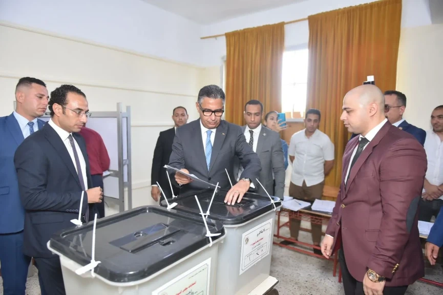 وزير التموين والتجارة الداخلية يُدلي بصوته في انتخابات مجلس الشيوخ