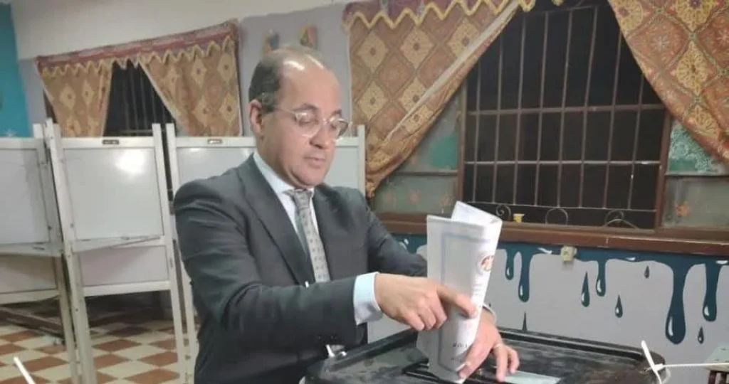 وزير المالية يُدلي بصوته في انتخابات مجلس الشيوخ
