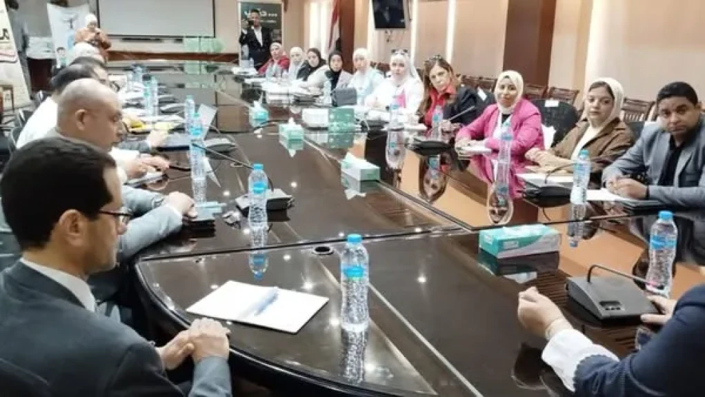 رئيسة المجلس القومي للطفولة والأمومة تلتقي وفد من الاتحاد المصري للكيانات الشبابية لتعزيز التعاون في مجالات التوعية وحماية حقوق الطفل وتمكين الشباب
