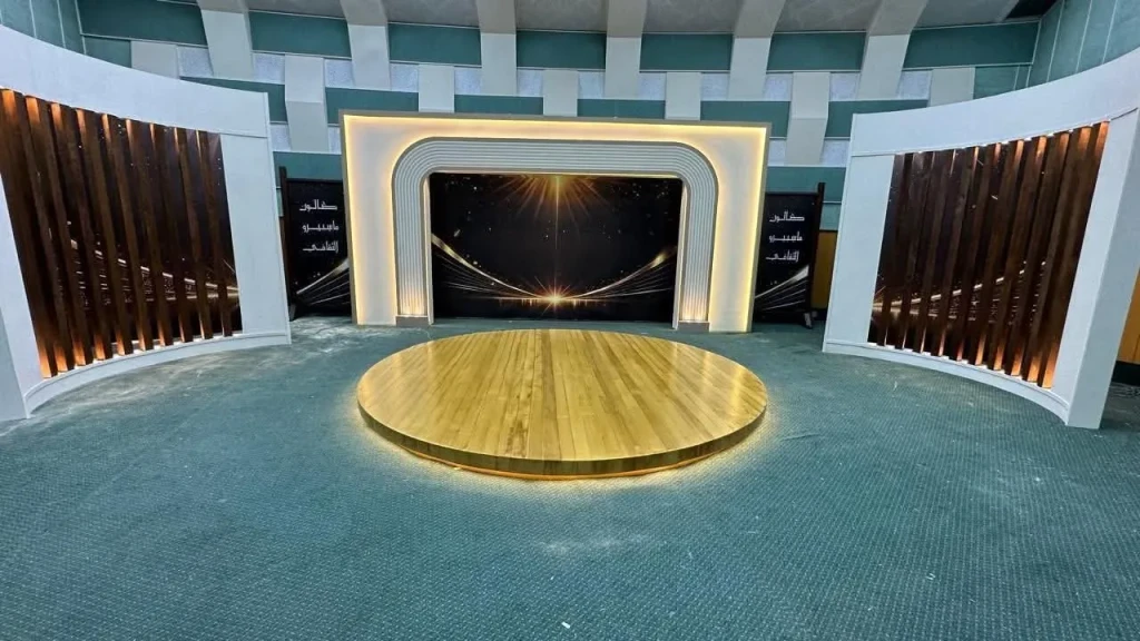 الوطنيه للاعلام : استديو أحمد زويل يستعد لصالون ماسبيرو الثقافي