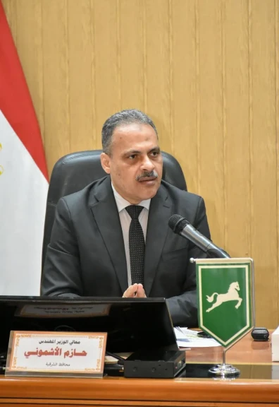 محافظ الشرقية ينعى وفاة (عامل نظافة) أثناء تأدية عمله بقطاع تحسين البيئة بحي ثان الزقازيق