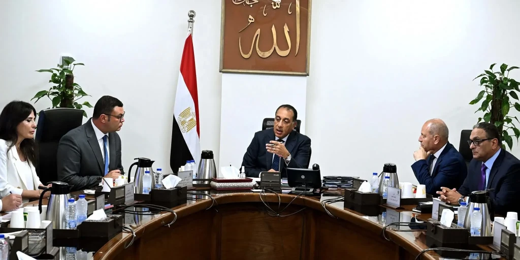 رئيس الوزراء يتابع المراحل الأخيرة لتنفيذ حدائق ”تلال الفسطاط” وإجراءات تشغيلها