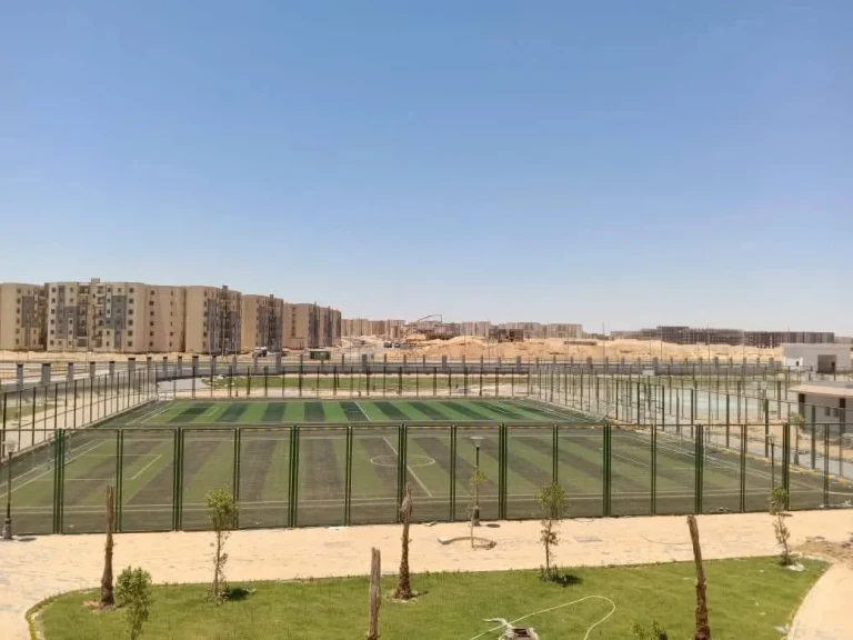 الإسكان يوجه بتسريع وتيرة تنفيذ مشروعات الخدمات بمدينة أكتوبر الجديدة