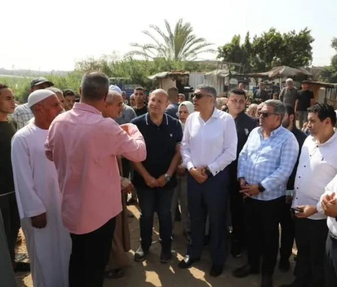 محافظ الجيزة يوجه بحلول عاجلة لتوفير حرم آمن لعبور المواطنين بمحطة سكة حديد نكلا