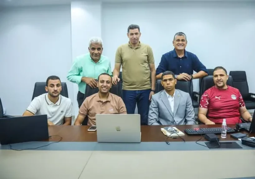 أوسكار يراجع تحكيم الدوري مع 4 حكام