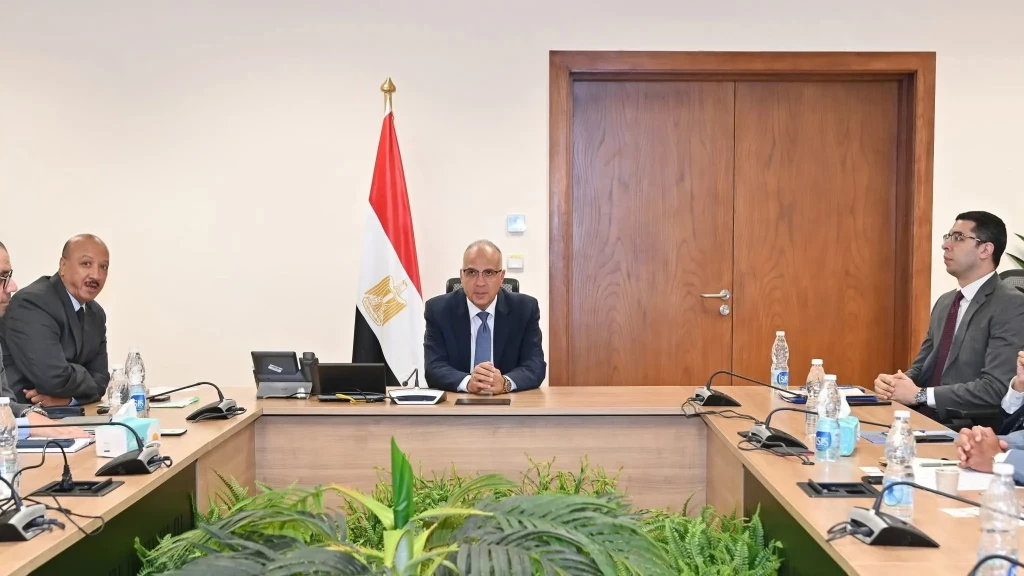 وزير الري يستقبل سفراء مصر الجدد لدى دول جنوب السودان وكينيا و رواندا