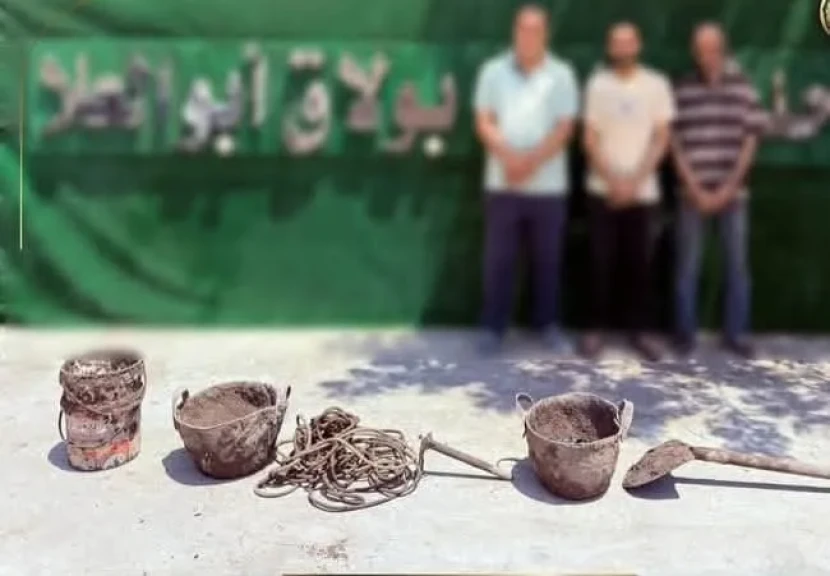 الداخلية: ضبط 3 أشخاص بالتنقيب غير المشروع عن الآثار داخل أحد العقارات بالقاهرة