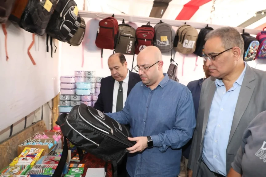 محافظ بني سويف يفتتح معرض أهلاً مدارس