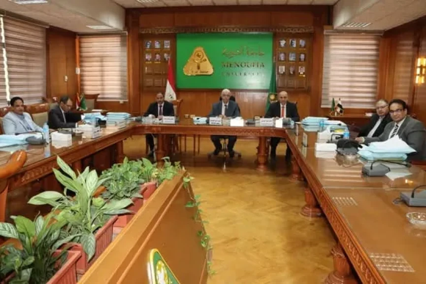 رئيس جامعة المنوفية يراس لجنة إختيار مديري العموم بجامعة المنوفية