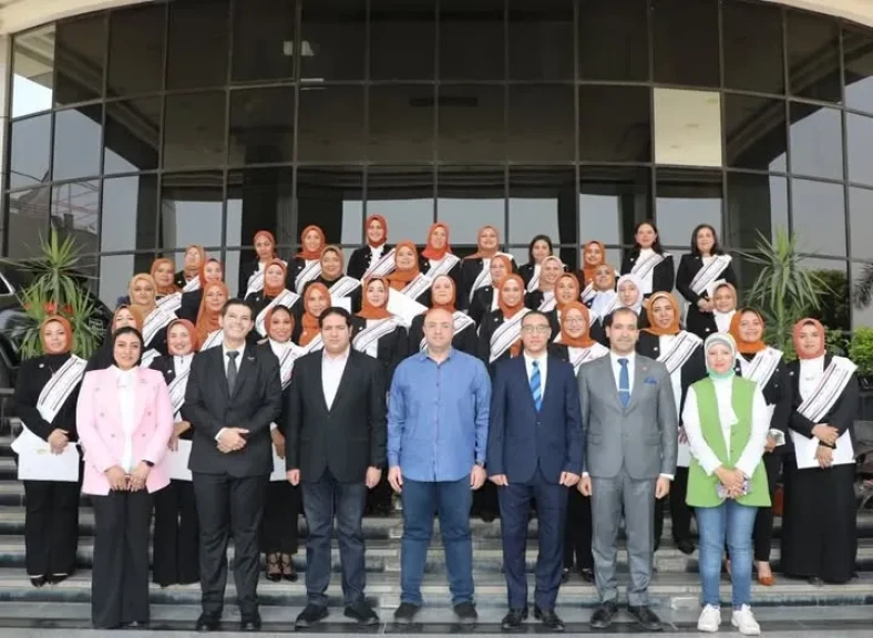 محافظ بني سويف يشهد الجلسة الختامية لبرنامج تدريب الدفعة الثالثة من برنامج ”المرأة تقود