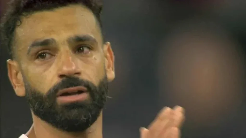 محمد صلاح يبكي تأثرا بوفاة جوتا  بعد مواجهة ليفربول وبورنموث