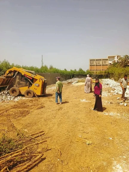 إزالة في المهد لحالة تعدِ على أرض زراعية بسيف الدين مركز الزرقا