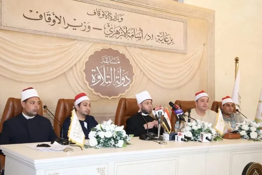 وزير الأوقاف يتفقد لجان التصفيات من مسجد عمرو بن العاص