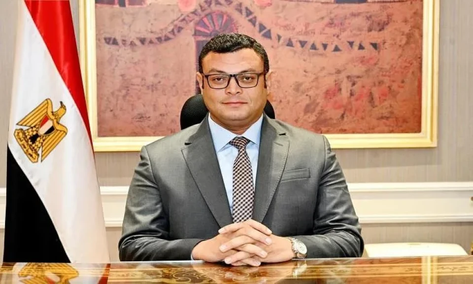وزير الإسكان يعلن جاهزية 138 قطعة أرض”بيت وطن”لتوصيل الكهرباء بالقاهرة الجديدة
