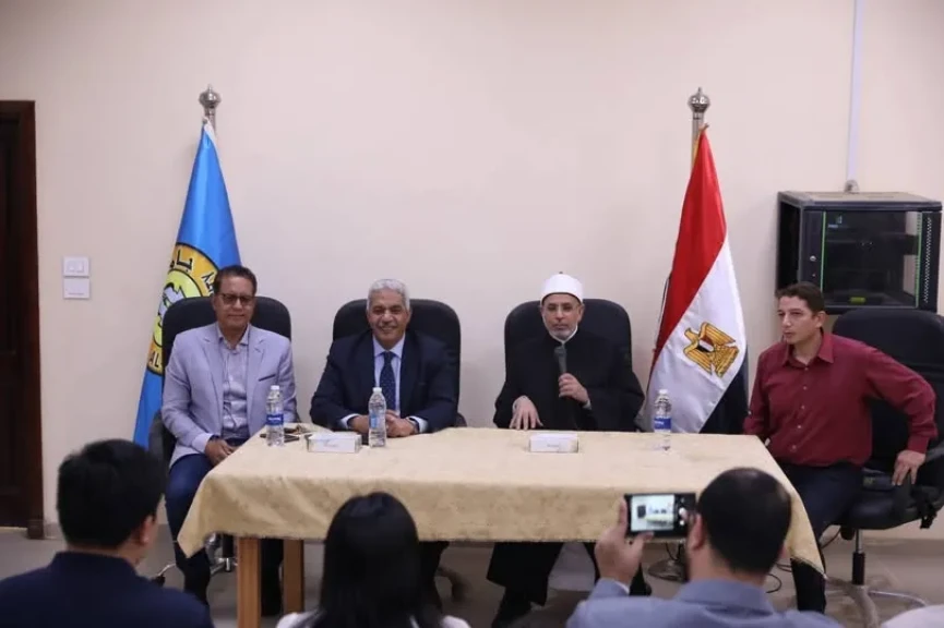 رئيس جامعة الأزهر يستقبل وفد جامعة وسط الصين الزراعية (ووهان)