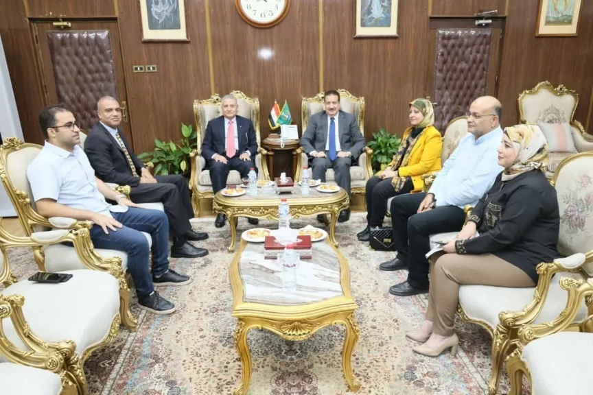 محافظ المنوفية يلتقي السفير رضا الطايفي