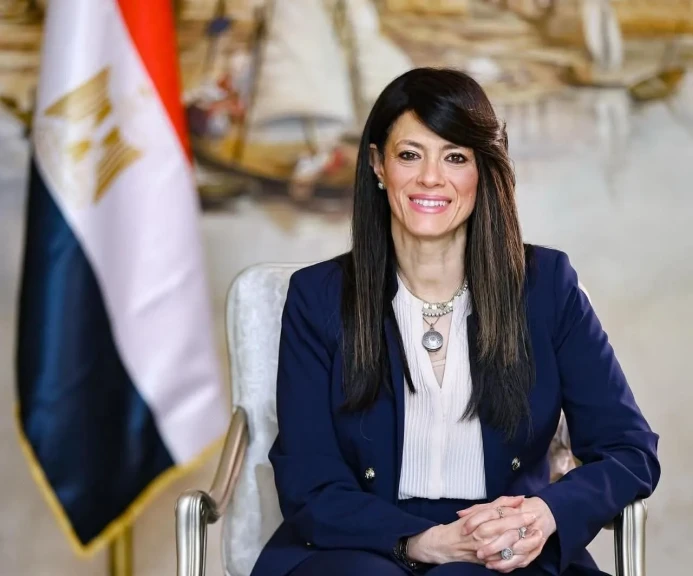وزيرة التخطيط تُوجه «مركز البنية المعلوماتية» بسرعة الانتهاء من مركز خدمات مصر بالعريش والجيزة