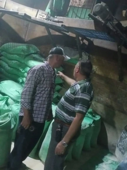 محافظ دمياط يتابع جهود التموين وتحرير ٥٥ محضرًا لمخالفات بالأسواق والمخابز