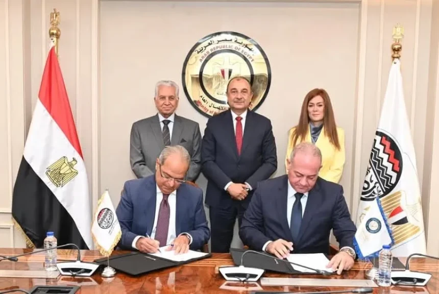 وزير قطاع الأعمال العام يشهد توقيع بروتوكول تعاون بين الوزارة والأكاديمية العربية للعلوم الإدارية