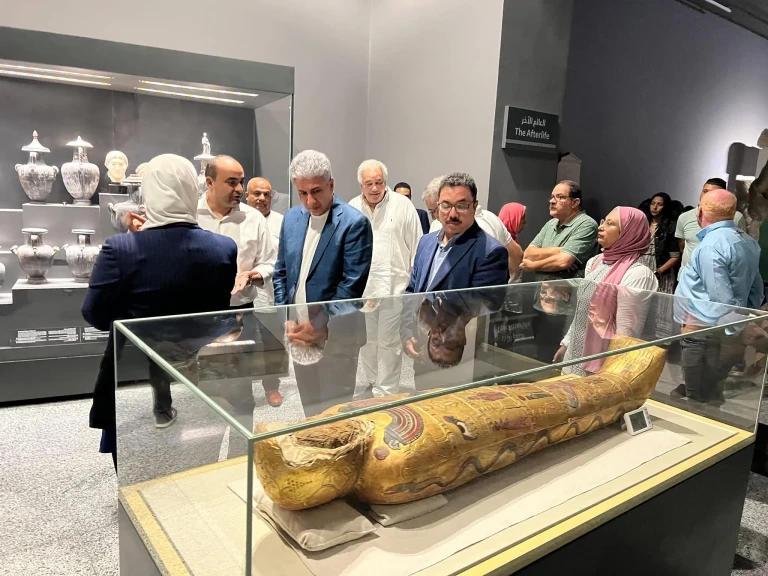 وزير السياحة والآثار يتفقد المتحف اليوناني الروماني وقلعة قايتباي خلال زيارته الحالية للإسكندرية