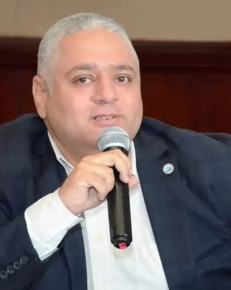 رئيس نادي الصيادلة: مصر قاطرة الأمة العربية في مجال الصيدلة والدواء