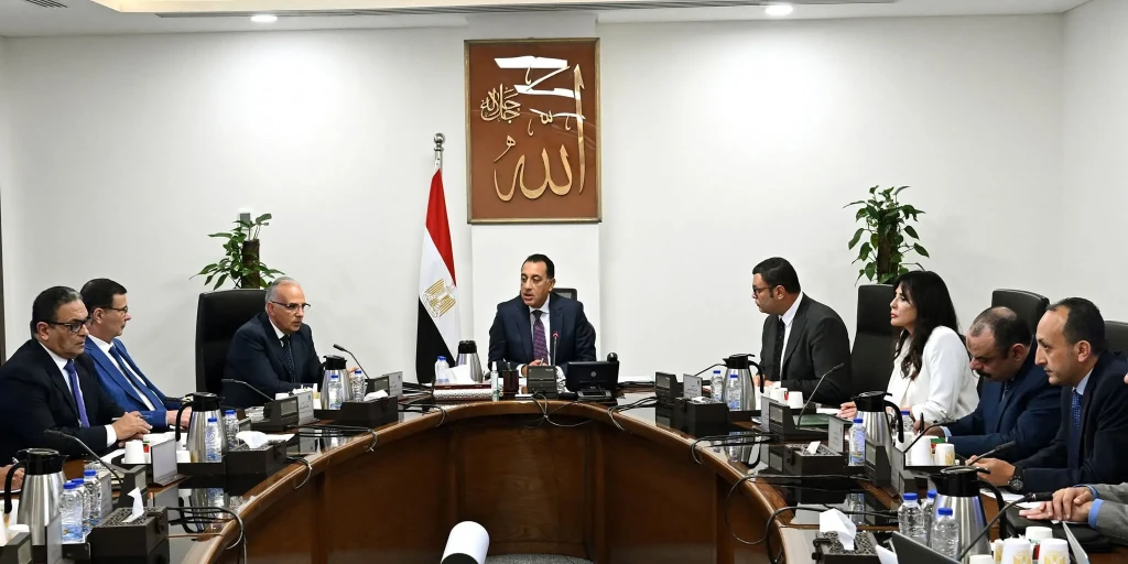 رئيس الوزراء يتابع مستجدات الموقف التنفيذي لمشروع ”الدلتا الجديدة” ورفع كفاءة استخدام الموارد المائية