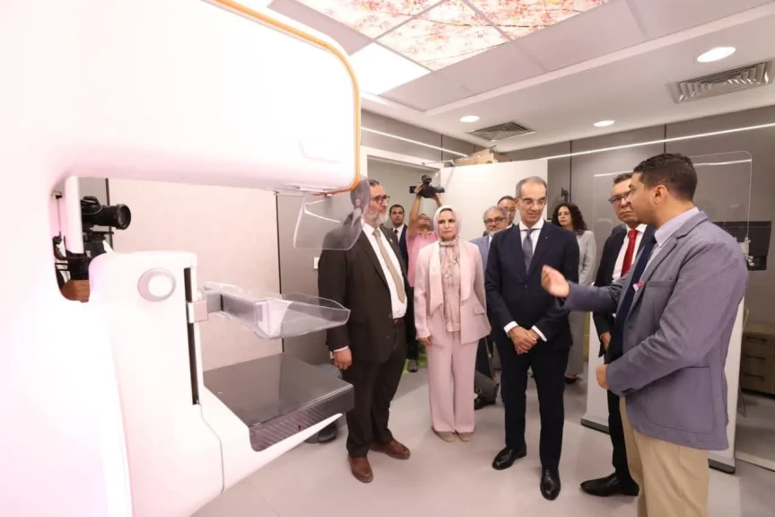 وزير الاتصالات : إطلاق منظومة مصرية للكشف عن سرطان الثدى باستخدام الذكاء الاصطناعى بمستشفى بهية