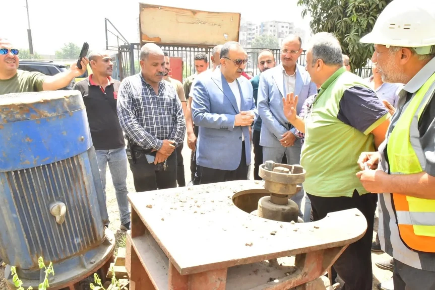محافظ أسيوط يوجه بتصنيع قطع غيار محلية لإصلاح محطة مياه المثلث بحي شرق