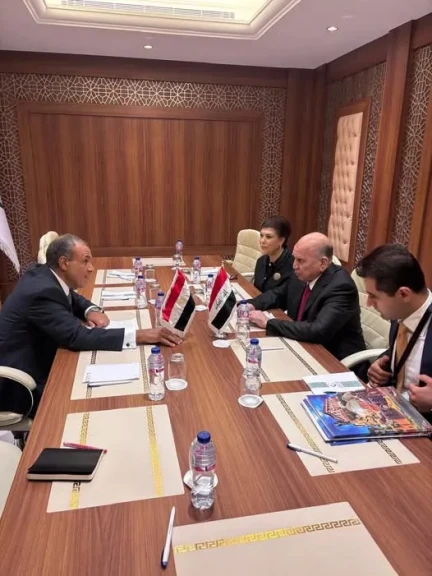 وزير الخارجية يؤكد دعم مصر الكامل لاستقلال العراق ووحدة مؤسساته الوطنية