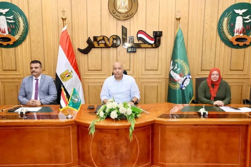نائب محافظ المنوفية يعقد اجتماعا  لبحث آليات عمل اللجان المختصة بمراجعة اعتبارات الأمن بالطرق