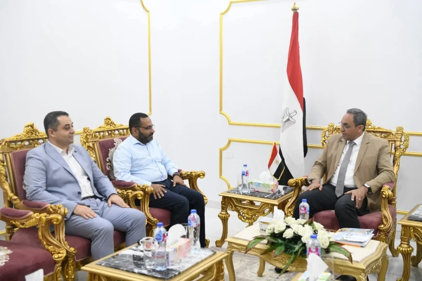 محافظ قنا يستقبل مساعد وزير الصحة لمتابعة المبادرات الرئاسية