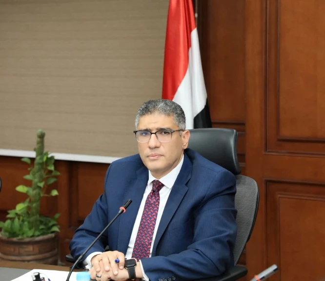 محافظ الجيزة يتابع نتائج لقاءات المواطنين بعدد من أحياء المحافظة