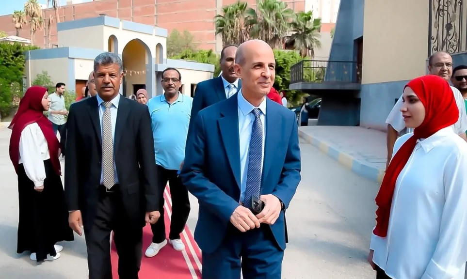 رئيس جامعة بني سويف يفتتح المعسكر المنهجي العاشر لطلاب الفرقة الرابعة بكلية الخدمة الاجتماعية