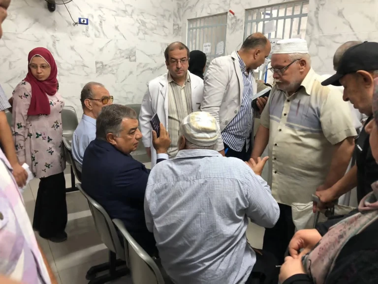 محافظ الدقهلية يؤكد على انتظام العمل وحسن استقبال المرضى بعيادة ابن لقمان للتأمين الصحي